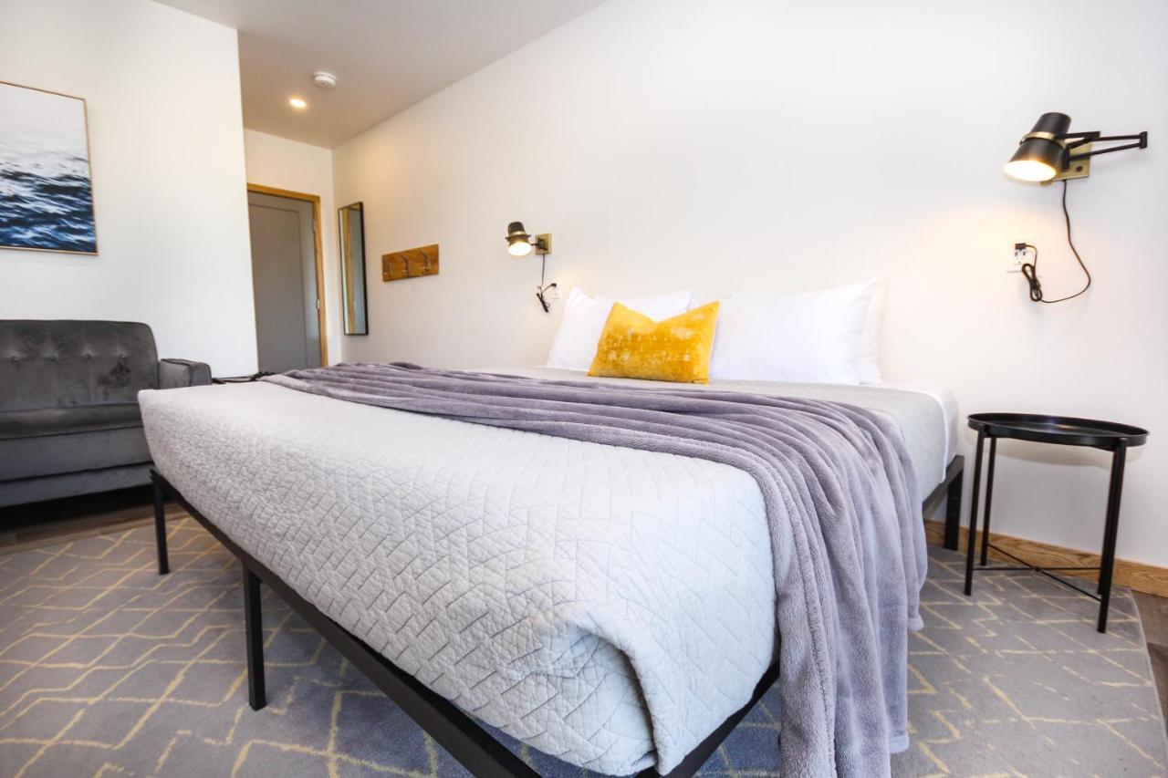 Stone Cove Waterfront Adults Only B&B Tobermory Ngoại thất bức ảnh