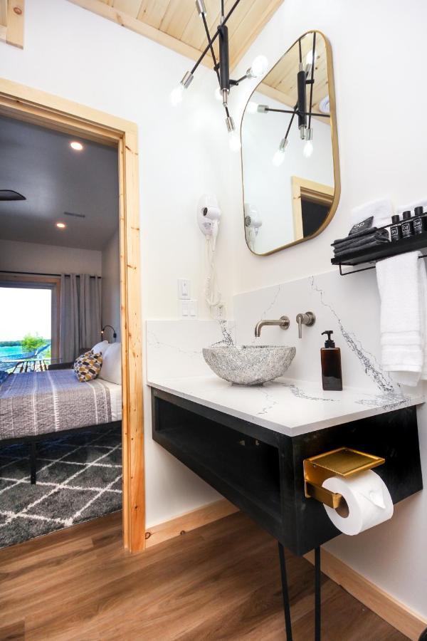 Stone Cove Waterfront Adults Only B&B Tobermory Ngoại thất bức ảnh